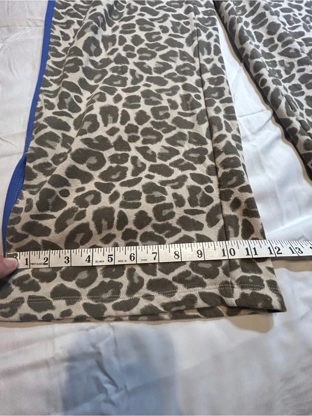 Flared Leopard Print Wide Leg Pants Women’s M Blue Side Stripe Pull On Country